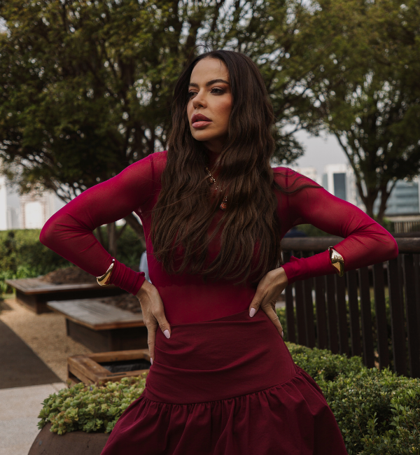 lookbook image shop_this_look_jLD3FA