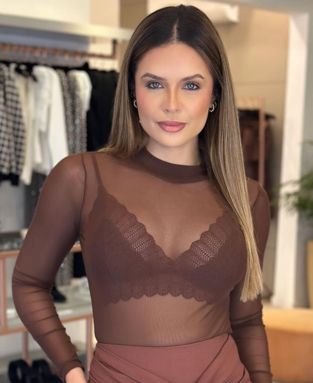 Blusa Tule Manga Longa